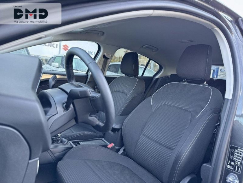 Ford Focus 1.0 Flexifuel Mhev 125ch Titanium X Business - Visuel #9