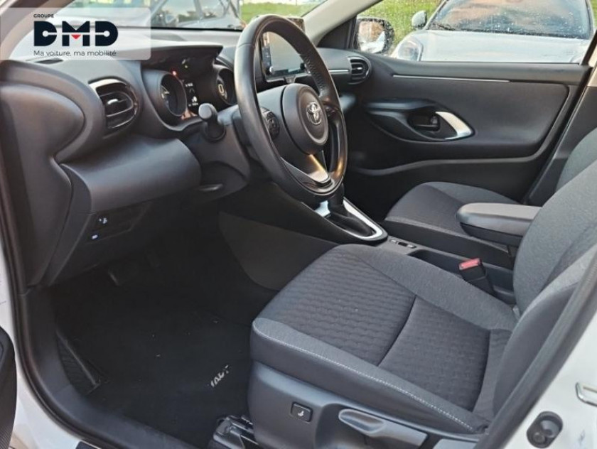 Toyota Yaris 116h Design 5p Mc24 - Visuel #9