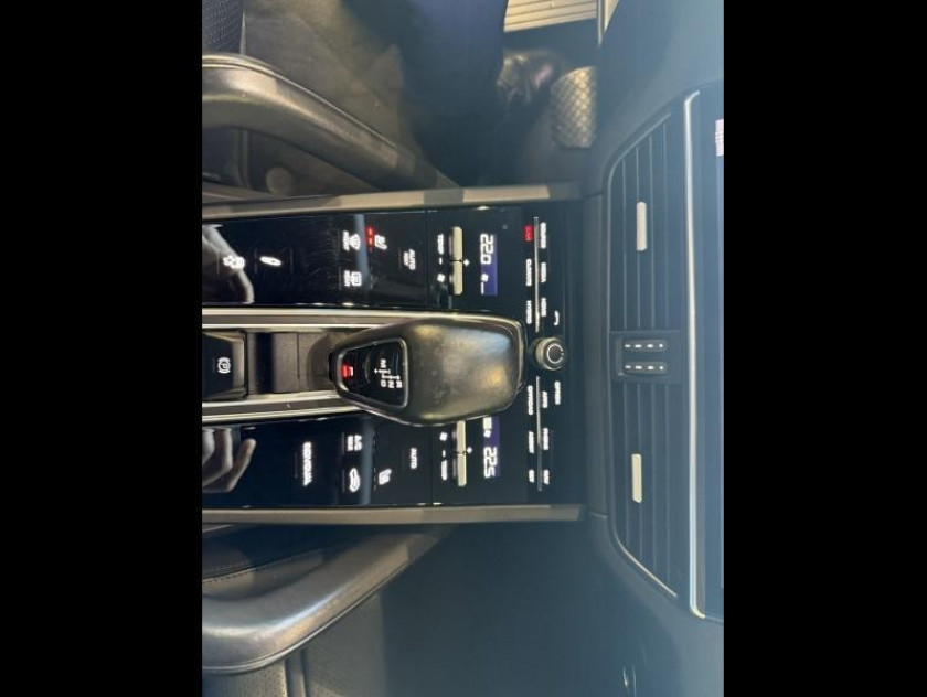 Porsche Cayenne Coupe 3.0 V6 462ch E-hybrid - Visuel #10