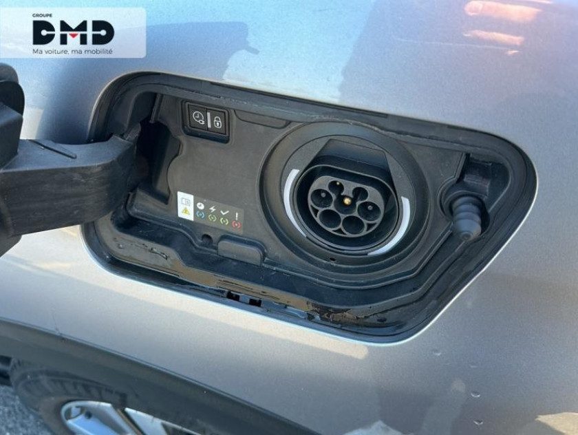 Peugeot 3008 Hybrid 225ch Allure Pack E-eat8 - Visuel #15