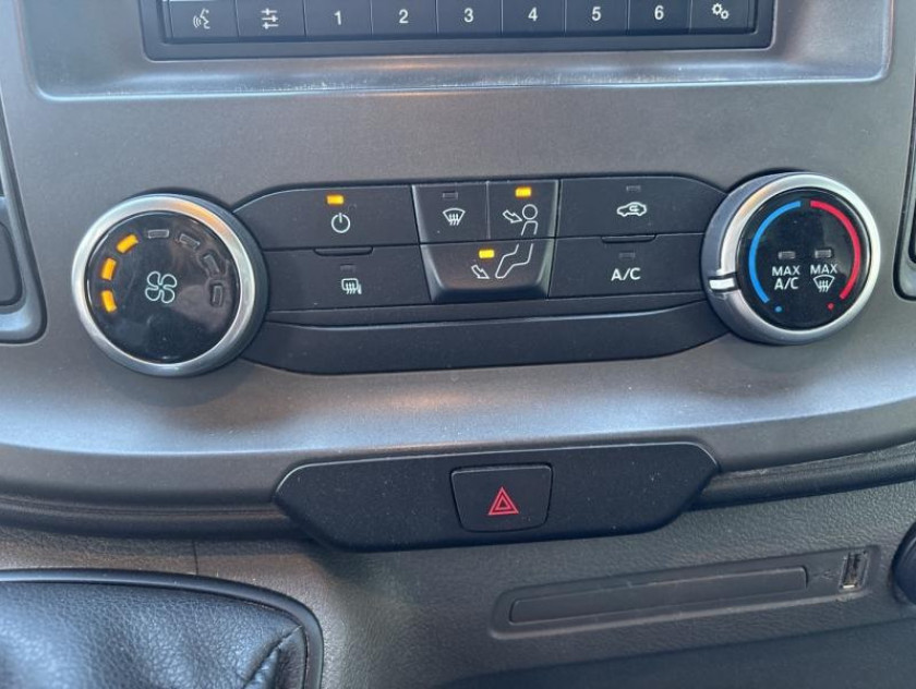 Ford Transit 2t Ccb P350 L3 2.0 Ecoblue 130ch S&s Trend Business Benne + Coffre - Visuel #13