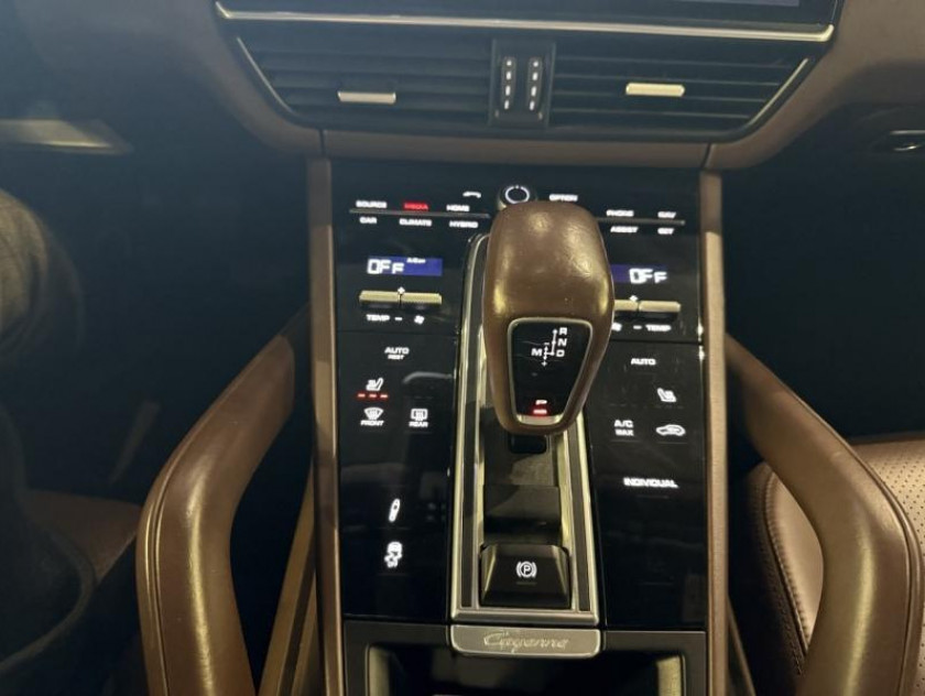 Porsche Cayenne 3.0 V6 462ch E-hybrid - Visuel #15