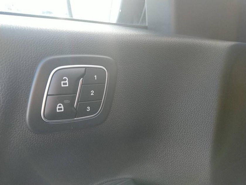 Ford Kuga 2.5 Duratec 180ch Hybrid Flexifuel St-line Powershift - Visuel #17
