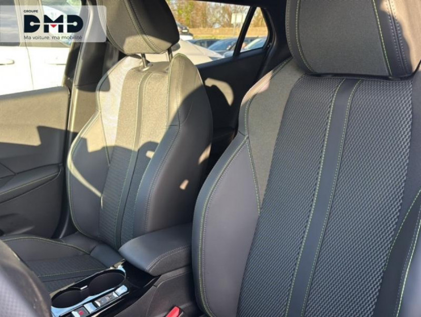 Peugeot 2008 1.2 Hybrid 145ch Gt E-dcs6 - Visuel #9