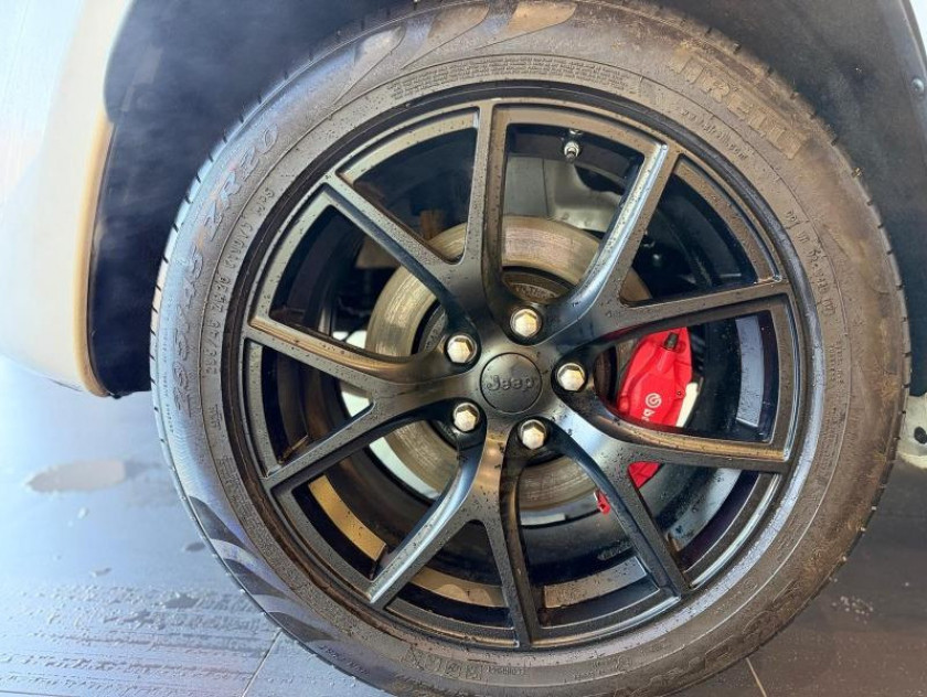 Jeep Grand Cherokee 6.4 V8 Hemi 468ch Srt Bva8 - Visuel #8