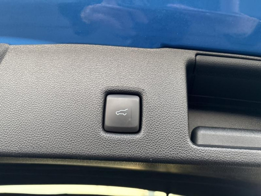 Ford Kuga 2.5 Duratec 180ch Hybrid Flexifuel St-line X Powershift - Visuel #14