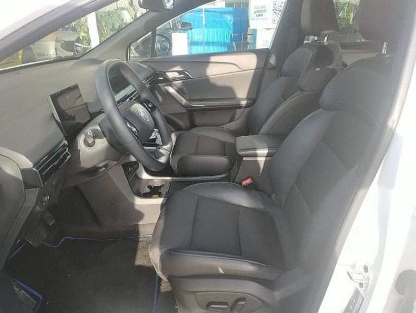MG Motor Mg4 Ev 204ch - 64kwh Luxury My23 - Visuel #9