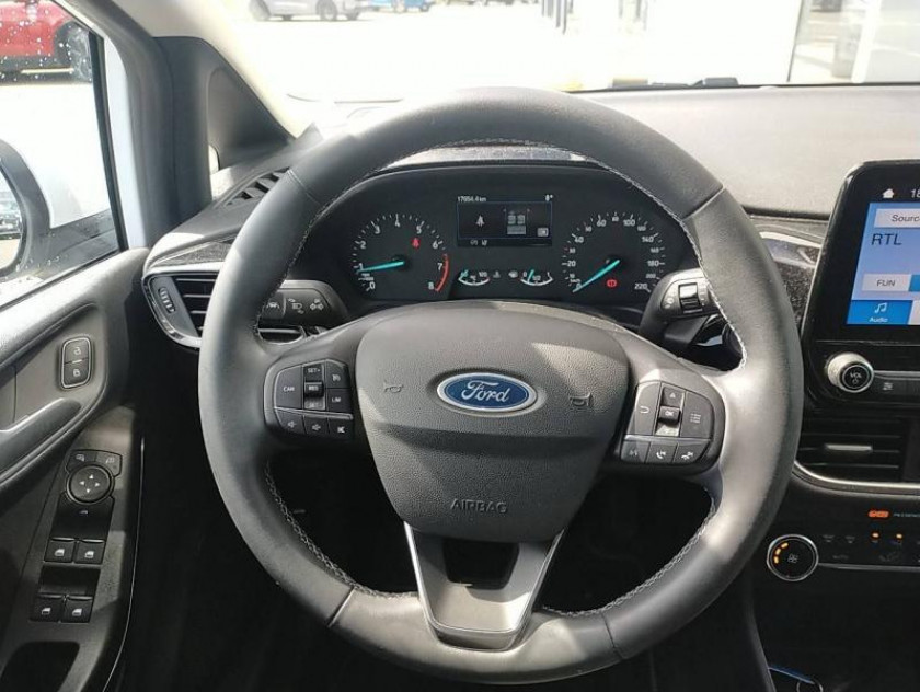 Ford Fiesta 1.0 Flexifuel 95ch Titanium Business 5p - Visuel #8