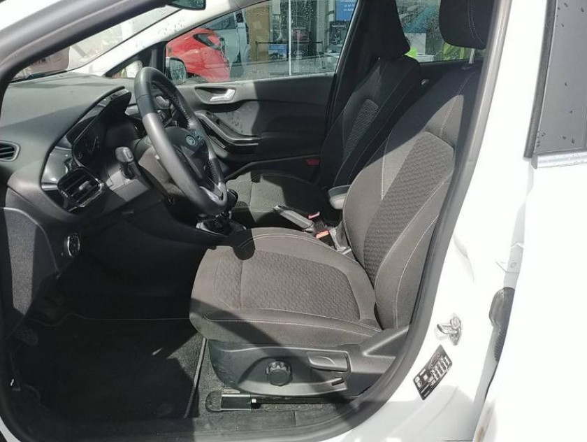 Ford Fiesta 1.0 Flexifuel 95ch Titanium Business 5p - Visuel #9