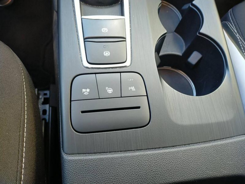 Ford Kuga 2.5 Duratec 190ch Fhev E85 Titanium Bva - Visuel #18