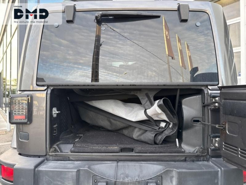 Jeep Wrangler 2.8 Crd 200 Fap Sahara Bva - Visuel #12