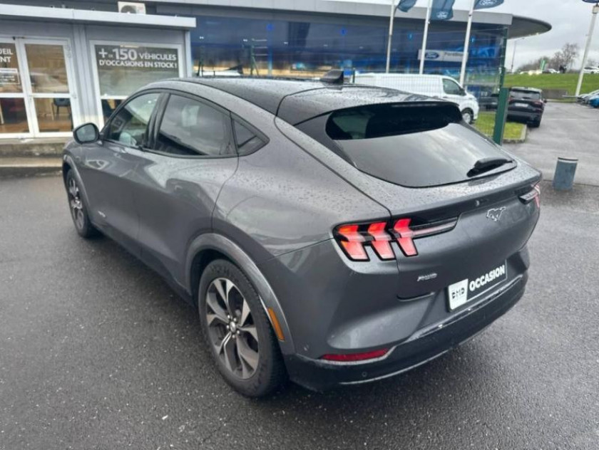 Ford Mustang Mach-e 269ch Standard Range 76kwh 7cv - Visuel #3