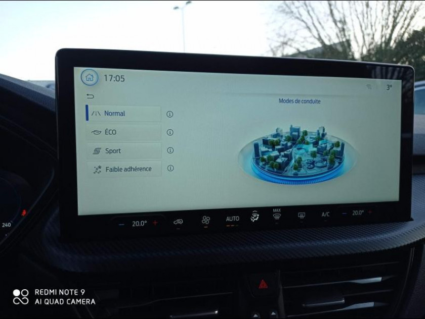 Ford Kuga 2.5 Duratec 180ch Hybrid Flexifuel St-line Powershift - Visuel #17