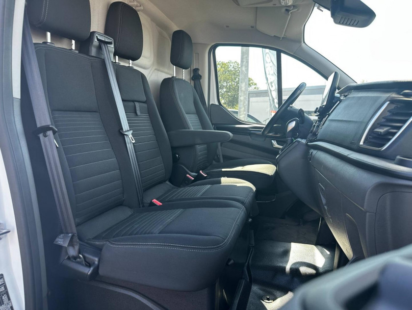 Ford Transit Custom Fg 280 L1h1 2.0 Ecoblue 130 S&s Limited Bva6 7cv - Visuel #9