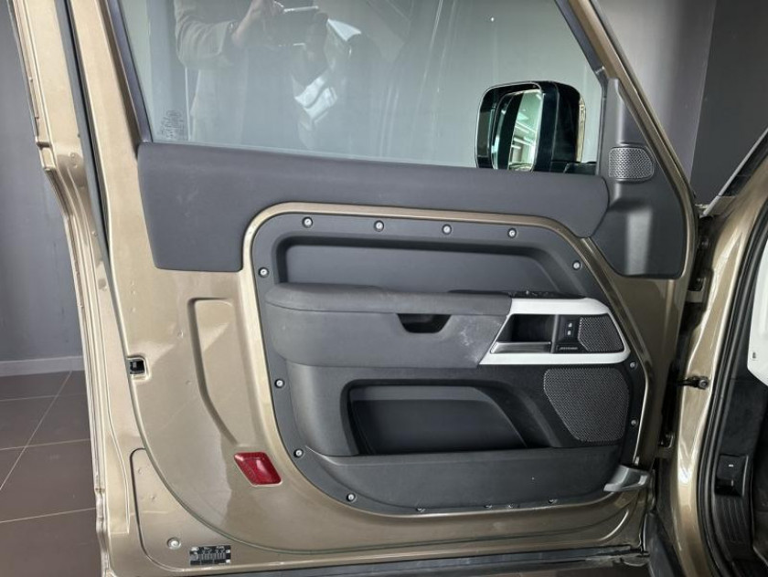 Land-rover Defender 90 3.0 D250 Hard Top Se - Visuel #9