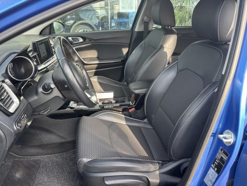 Kia Ceed 1.4 T-gdi 140ch Edition 1 - Visuel #9