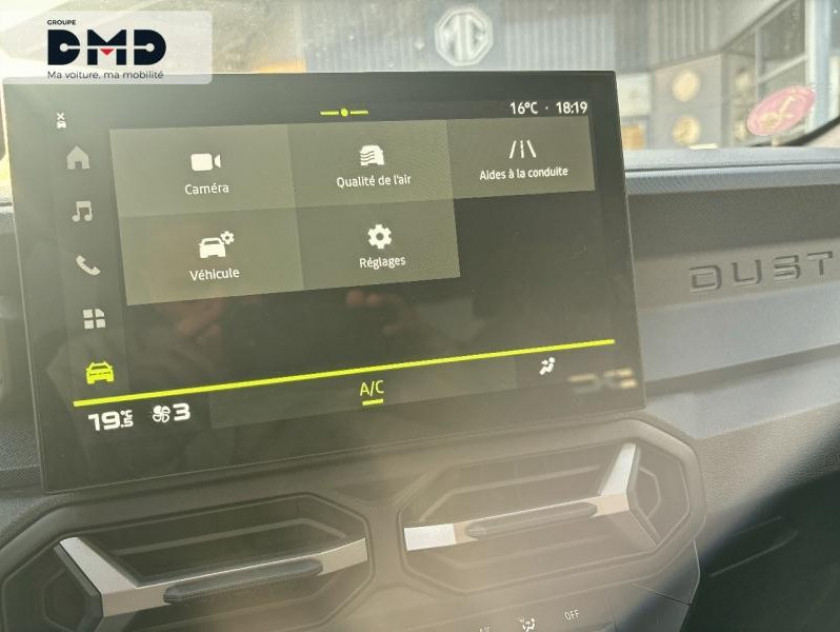 Dacia Duster 1.0 Eco-g 100ch  Journey 4x2 - Visuel #17