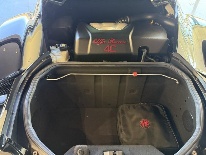 Alfa Romeo 4c 1750 Tbi 240ch Standard Edition Tct - Visuel #16