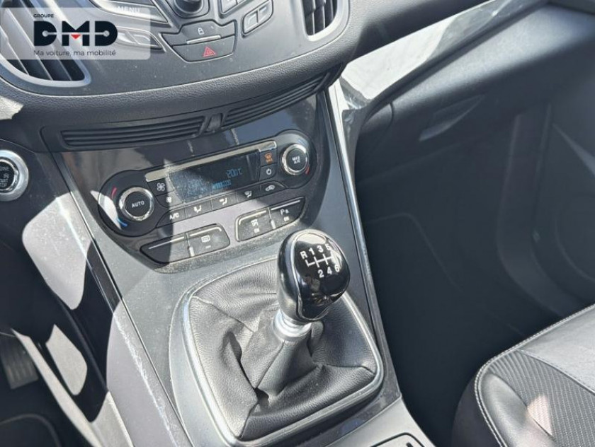 Ford Kuga 2.0 Tdci 115ch Fap Titanium - Visuel #8