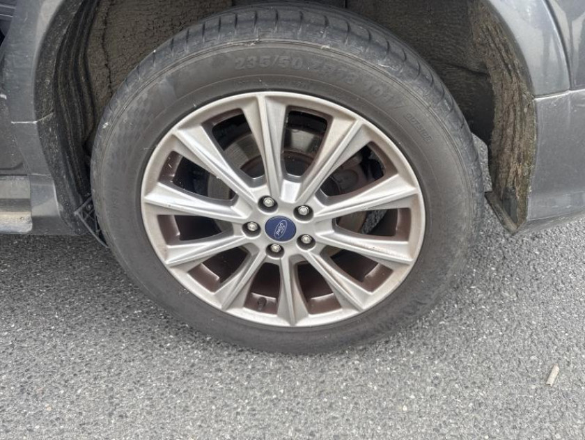 Ford Kuga 1.5 Flexifuel-e85 150ch Stop&start Vignale 4x2 Euro6.2 - Visuel #12