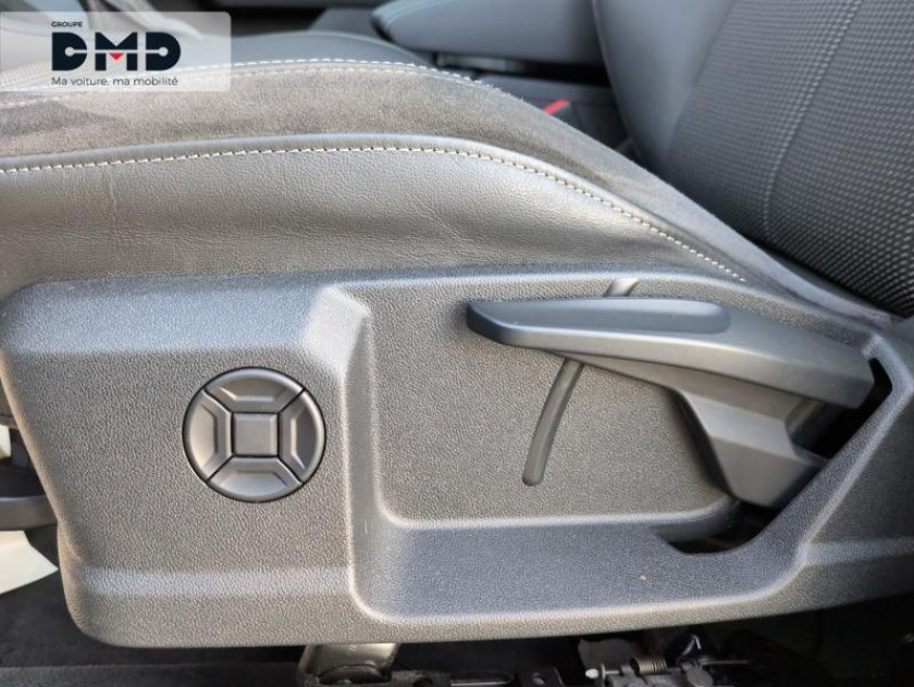 Audi Q3 35 Tdi 150ch S Line S Tronic 7 - Visuel #17