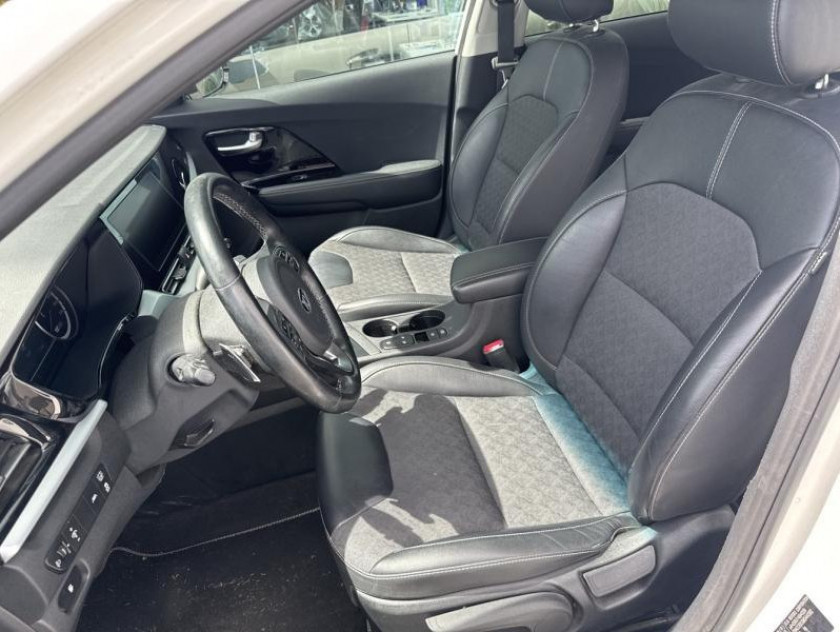 Kia Niro 1.6 Gdi 105ch Isg + électrique 43.5ch Motion Dct6 - Visuel #10