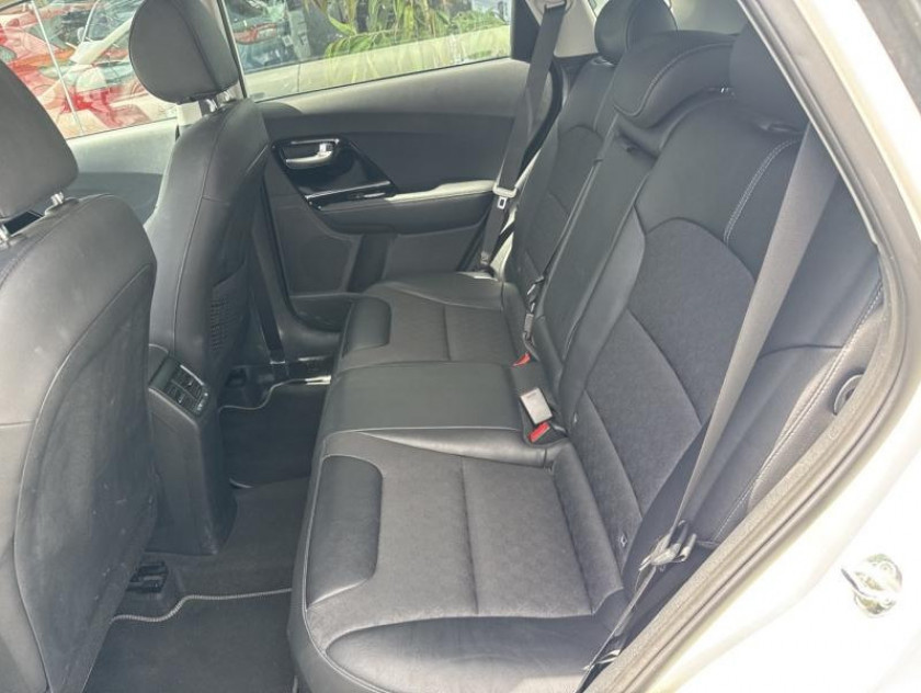 Kia Niro 1.6 Gdi 105ch Isg + électrique 43.5ch Motion Dct6 - Visuel #11