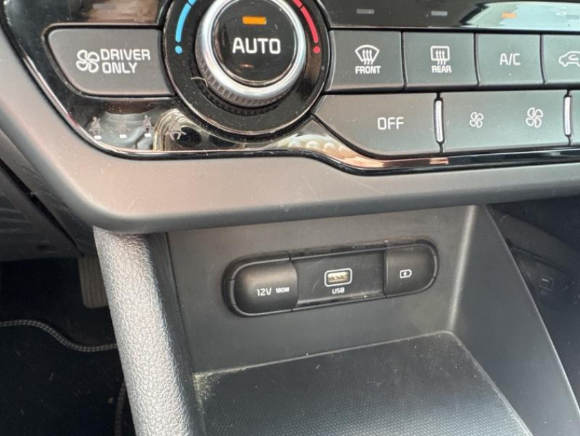 Kia Niro 1.6 Gdi 105ch Isg + électrique 43.5ch Motion Dct6 - Visuel #18