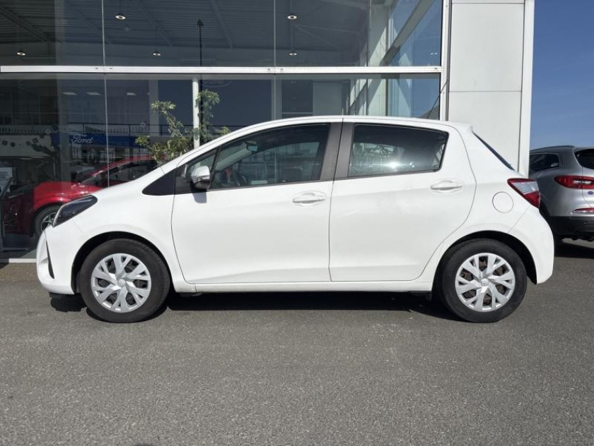 Toyota Yaris 70 Vvt-i Active 5p My19 - Visuel #2