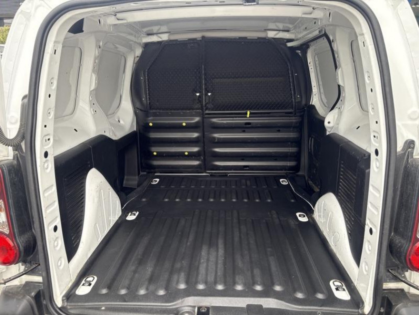 Peugeot Partner Standard 1.6 Bluehdi 75ch Premium - Visuel #12