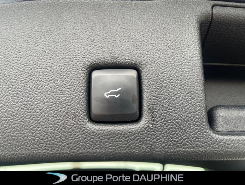 Ford Kuga 2.5 Duratec 190ch Fhev E85 St-line X Bva - Visuel #9