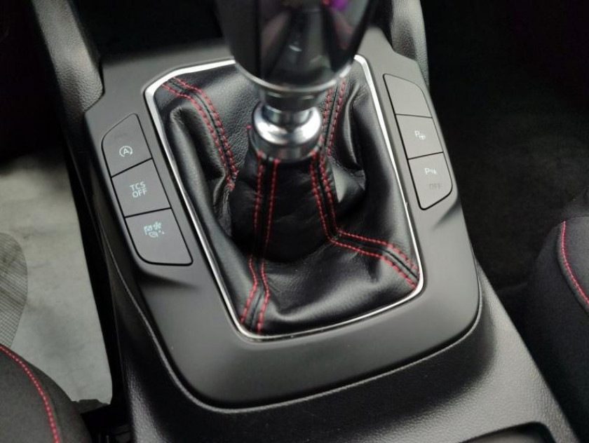 Ford Focus 1.0 Ecoboost 125ch St-line 97g - Visuel #10