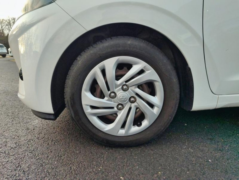 Hyundai I10 1.0 67ch Eco Intuitive Bvr - Visuel #11