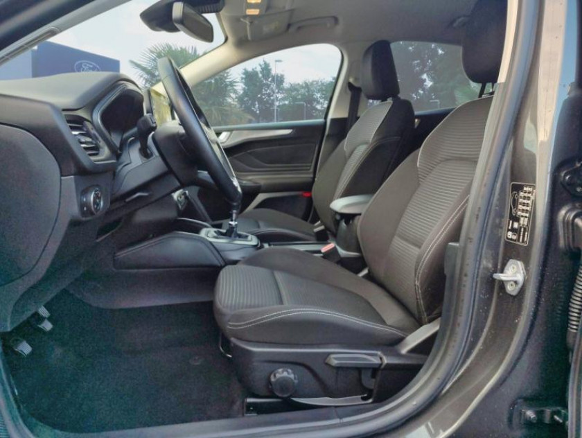 Ford Focus 1.0 Flexifuel Mhev 125ch Titanium X Business - Visuel #5