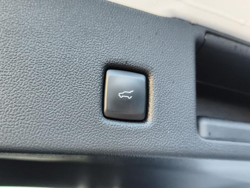 Ford Kuga 2.5 Duratec 190ch Fhev E85 St-line X Bva - Visuel #12