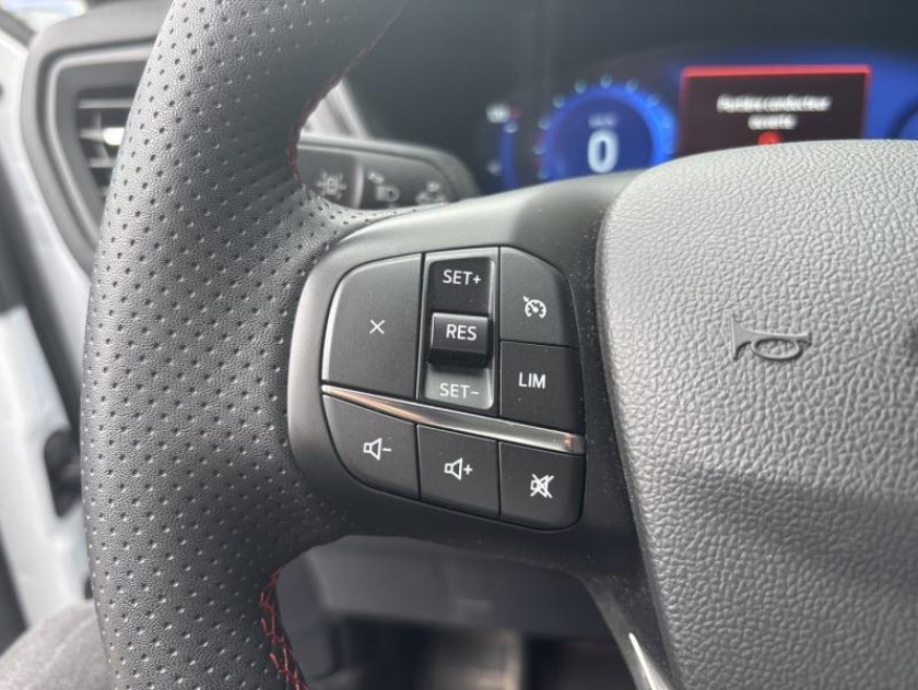 Ford Kuga 2.5 Duratec 190ch Fhev E85 St-line Bva - Visuel #14
