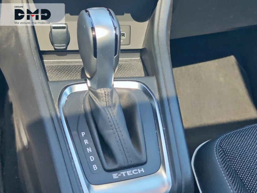 Renault Captur 1.6 E-tech Hybride 145ch Techno - Visuel #8