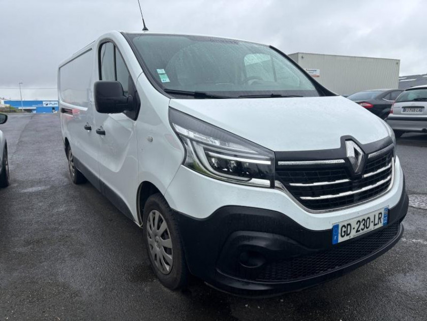 Renault Trafic Fg L2h1 1300 2.0 Dci 120ch Grand Confort E6 - Visuel #2