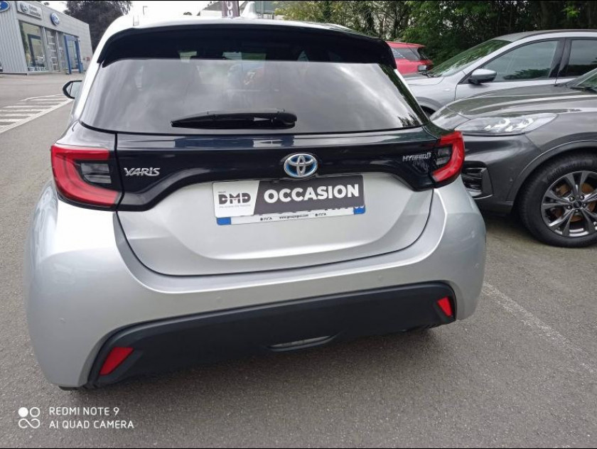 Toyota Yaris 116h Design 5p My22 - Visuel #2