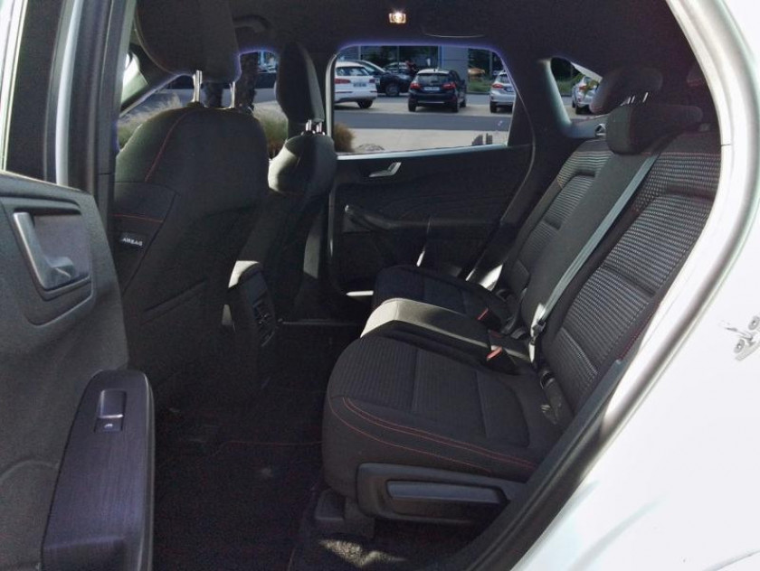 Ford Kuga 2.5 Duratec 190ch Fhev E85 St-line Bva - Visuel #8