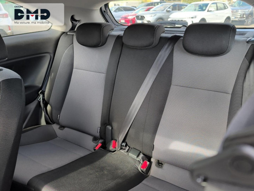 Hyundai I20 Coupe 1.1 Crdi 75 Intuitive Plus - Visuel #10