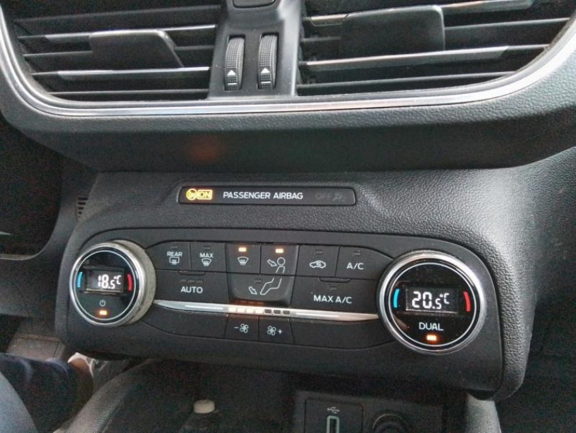Ford Focus 1.5 Ecoblue 120ch Titanium - Visuel #15