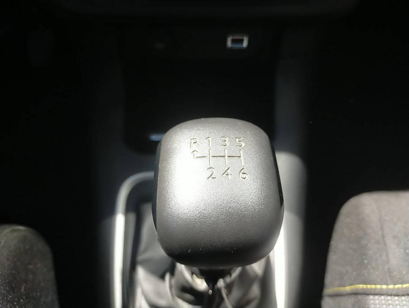 Citroen C3 1.5 Bluehdi 100ch S&s Shine E6.d - Visuel #7
