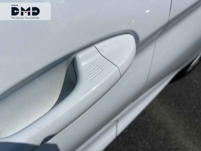 Ford Fiesta 1.0 Flexifuel 95ch Titanium Business 5p - Visuel #14