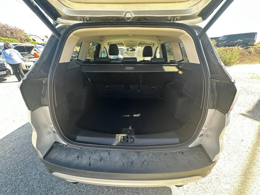 Ford Kuga 1.5 Ecoboost 120ch Stop&start Titanium 4x2 - Visuel #7