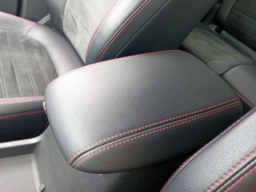 Ford Kuga 1.5 Ecoblue 120ch St-line X Powershift - Visuel #18