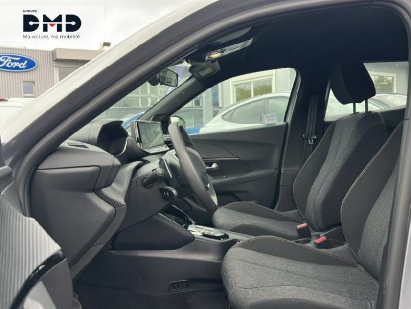 Peugeot 2008 1.2 Hybrid 145ch Style E-dcs6 - Visuel #9