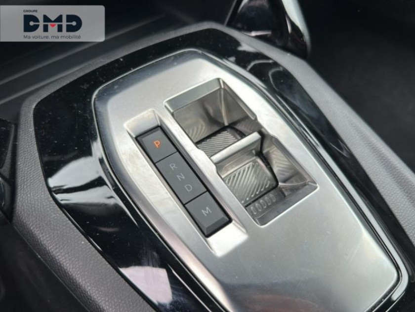 Peugeot 2008 1.2 Hybrid 145ch Style E-dcs6 - Visuel #8
