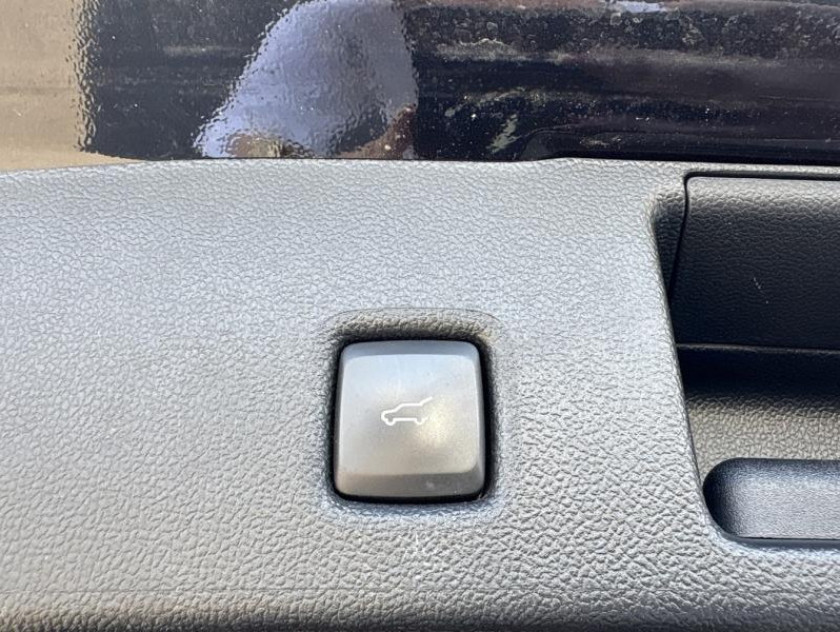 Ford Kuga 2.5 Duratec 180ch Hybrid Flexifuel St-line X Powershift - Visuel #14