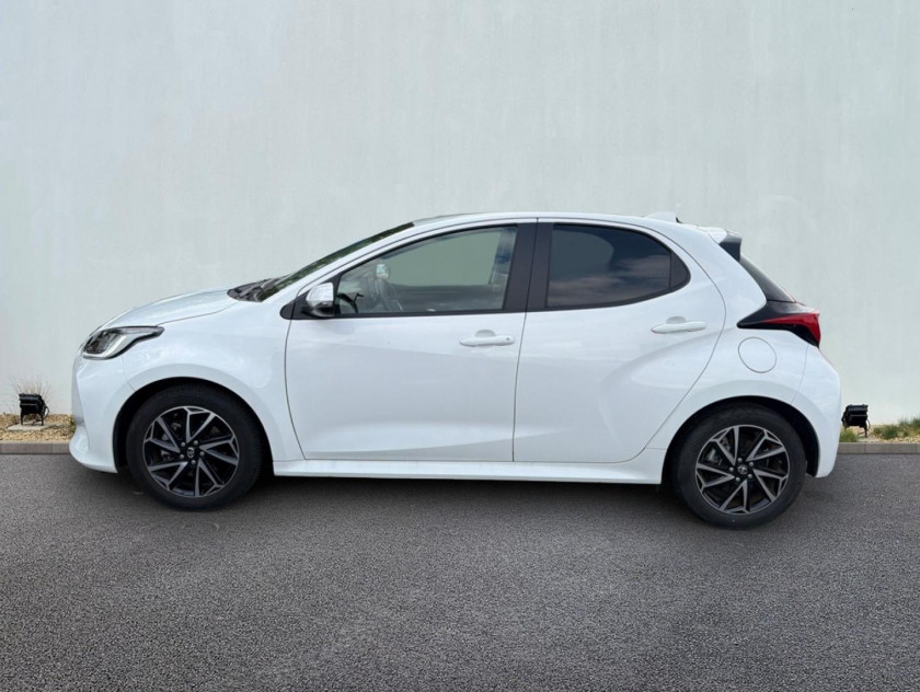 Toyota Yaris 116h Design 5p My22 - Visuel #2